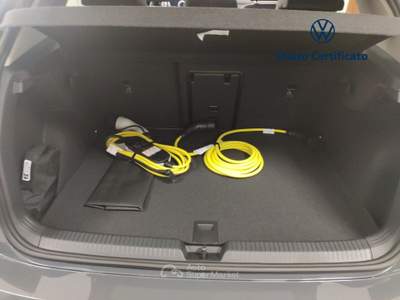 Volkswagen Golf 1.5 TSI eHybrid Edition Plus DSG Grigio usata Avellino