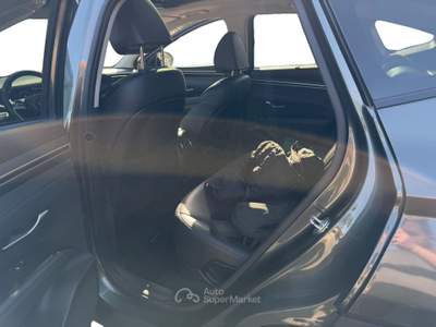 Hyundai Tucson 1.6 hev xtech 2wd auto Verde usata Fisciano