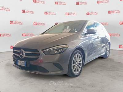 Mercedes-Benz Classe B B 180 d Automatic Sport Grigio usata Villaga