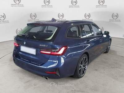 BMW Serie 3 320d 320d xDrive Business Advantage Automatica Blu/Azzurro usata Roma