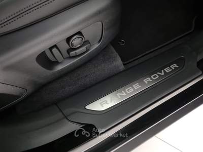 Land Rover Range Rover Velar 2.0d i4 mhev Dynamic SE 4wd 204cv auto Nero usata Reggio nell'Emilia
