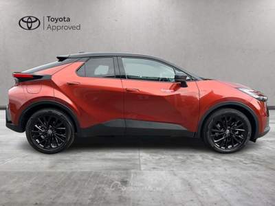 Toyota C-HR 2.0 PHEV E-CVT GR Sport Arancione usata Varese
