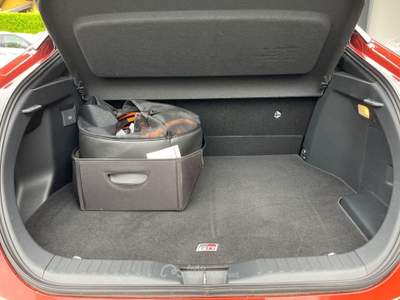 Toyota C-HR 2.0 PHEV E-CVT GR Sport Arancione usata Varese