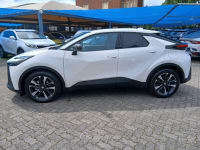 Toyota C-HR C-HR 1.8 hev Trend fwd e-cvt Bianco usata Varedo