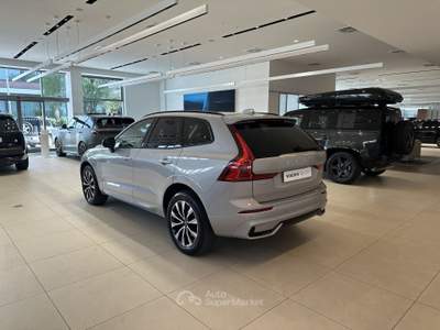 Volvo XC60 B4 D AWD automatico Plus Dark - AUTOCARRO !!! Grigio usata Forlì