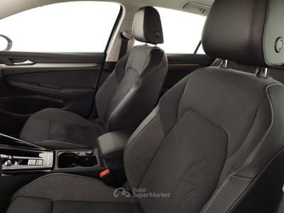Volkswagen Golf 2.0 TDI SCR 110KW Style DSG Grigio usata Massa