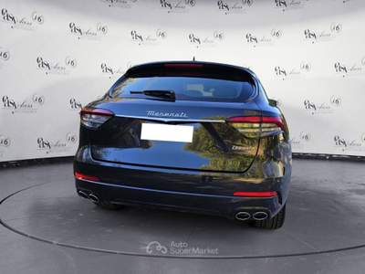 Maserati Levante 2.0 330cv 48v MHEV GT Ultima Q4 auto FULL OPTIONAL Nero usata Serravalle