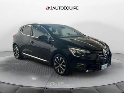 Renault Clio V 2019 1.6 E-Tech full hybrid Techno 145cv auto Nero usata Roma