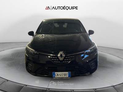 Renault Clio V 2019 1.6 E-Tech full hybrid Techno 145cv auto Nero usata Roma