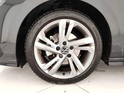 Volkswagen Golf 1.5 eTSI EVO ACT 96kW R-Line DSG Grigio usata Massa