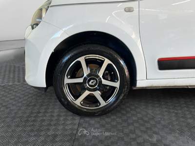Renault Twingo III 2015 1.0 sce Intens (Energy) S&S 69cv Bianco usata Roma