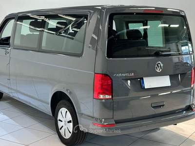 Volkswagen Caravelle 2.0 TDI 110kW DSG Comfortline p.l. Grigio usata Cassano Magnago