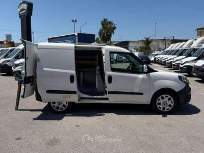 Fiat Doblò 1.4T-jet 120cv METANO ATTREZZATO Bianco usata Salerno
