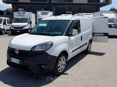 Fiat Doblò 1.4T-jet 120cv METANO ATTREZZATO Bianco usata Salerno