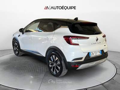 Renault Captur II 2019 1.6 E-Tech full hybrid Techno 145cv auto Bianco usata Roma