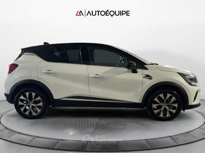 Renault Captur II 2019 1.6 E-Tech full hybrid Techno 145cv auto Bianco usata Roma