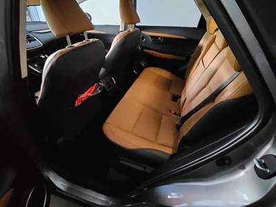 Lexus NX Hybrid 4WD Luxury Argento usata Creazzo