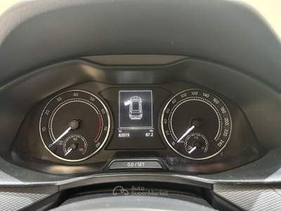 Skoda Kamiq 1.0 TSI 110cv Ambition Argento usata Cassano Magnago