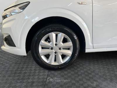 Dacia Sandero Streetway III 2021 Streetway 1.0 tce Comfort 90cv 5 marce Bianco usata Roma