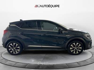 Renault Captur II 2019 1.6 E-Tech full hybrid Techno 145cv auto Blu/Azzurro usata Roma