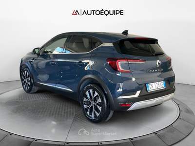 Renault Captur II 2019 1.6 E-Tech full hybrid Techno 145cv auto Blu/Azzurro usata Roma