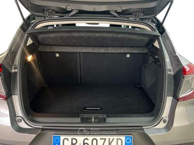 Renault Captur II 2019 1.0 tce Techno Fast Track Gpl 100cv Grigio usata Roma