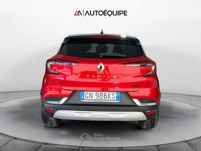 Renault Captur II 2019 1.6 E-Tech full hybrid Techno 145cv auto Rosso usata Roma