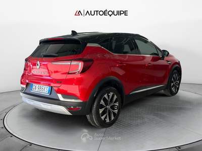 Renault Captur II 2019 1.6 E-Tech full hybrid Techno 145cv auto Rosso usata Roma