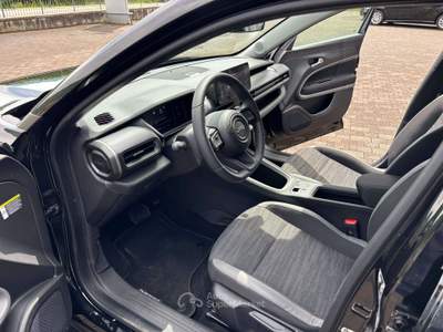 Jeep Avenger 1.2 turbo e-hybrid mhev Longitude fwd 100cv edct6 Nero usata Sovere