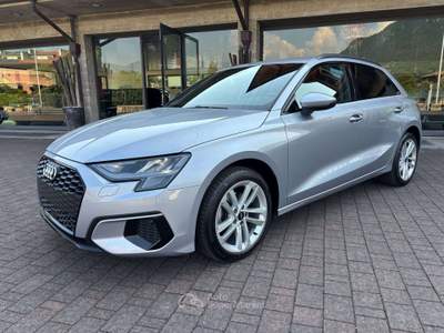 Audi A3 A3 Sportback 30 2.0 tdi s-tronic OPTIC BLACK GANCIO TRAINO Argento usata Sovere