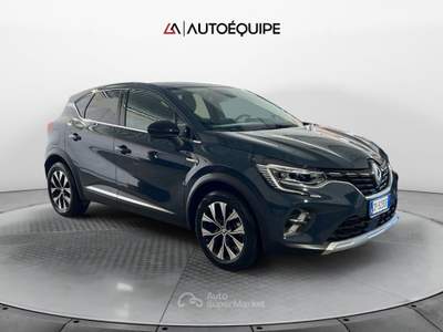 Renault Captur II 2019 1.6 E-Tech phev Techno 160cv auto Blu/Azzurro usata Roma