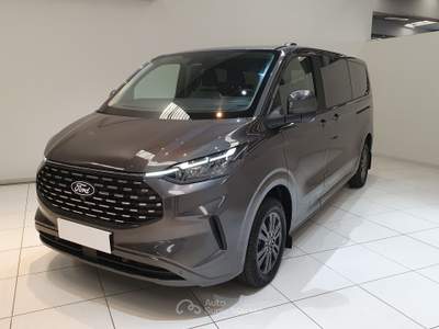 Ford Tourneo Custom Tourneo Custom 320 2.0 EcoBlue 136CV PL Titanium 9posti Grigio usata Cassano Magnago