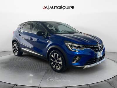 Renault Captur II 2019 1.6 E-Tech full hybrid Techno 145cv auto Blu/Azzurro usata Roma