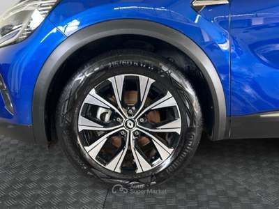 Renault Captur II 2019 1.6 E-Tech full hybrid Techno 145cv auto Blu/Azzurro usata Roma