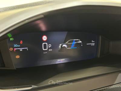 Peugeot 2008 2008 Hybrid 145 e-DCS6 Allure Nero usata Cassano Magnago
