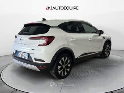 Renault Captur II 2019 1.6 E-Tech full hybrid Techno 145cv auto Bianco usata Roma