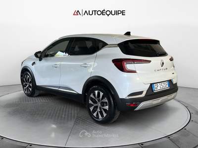 Renault Captur II 2019 1.6 E-Tech full hybrid Techno 145cv auto Bianco usata Roma