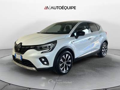 Renault Captur II 2019 1.6 E-Tech full hybrid Techno 145cv auto Bianco usata Roma