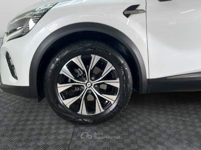 Renault Captur II 2019 1.6 E-Tech full hybrid Techno 145cv auto Bianco usata Roma
