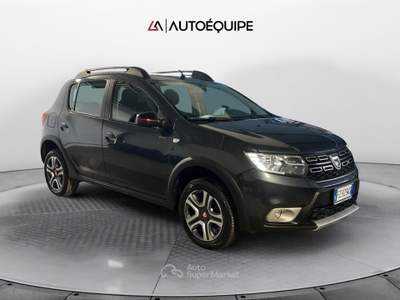 Dacia Sandero II 2017 Stepway Stepway 0.9 tce Techroad 90cv my19 Grigio usata Roma
