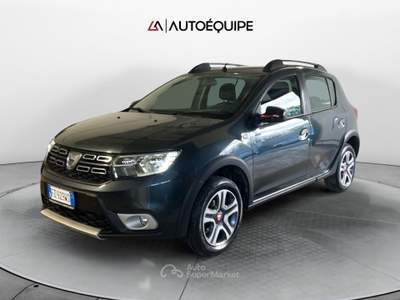 Dacia Sandero II 2017 Stepway Stepway 0.9 tce Techroad 90cv my19 Grigio usata Roma