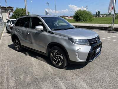 Suzuki Vitara 1.4 Hybrid Top Argento usata Creazzo