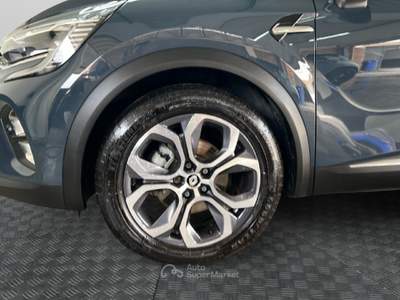 Renault Captur II 2019 1.6 E-Tech full hybrid Techno 145cv auto Blu/Azzurro usata Roma