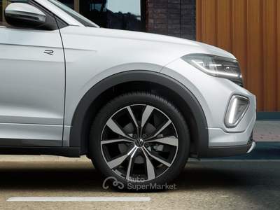 Volkswagen T-Cross 1.0 TSI 115 CV R-Line Plus Argento usata Avellino