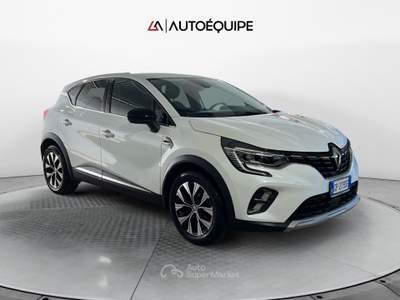 Renault Captur II 2019 1.6 E-Tech full hybrid Techno 145cv auto Bianco usata Roma