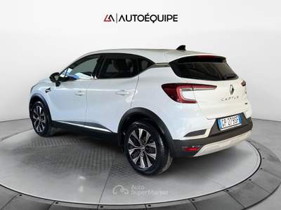 Renault Captur II 2019 1.6 E-Tech full hybrid Techno 145cv auto Bianco usata Roma