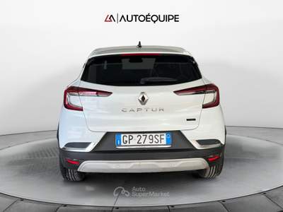 Renault Captur II 2019 1.6 E-Tech full hybrid Techno 145cv auto Bianco usata Roma