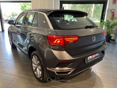 Volkswagen T-Roc SCR Advanced BlueMotion Grigio usata Angri
