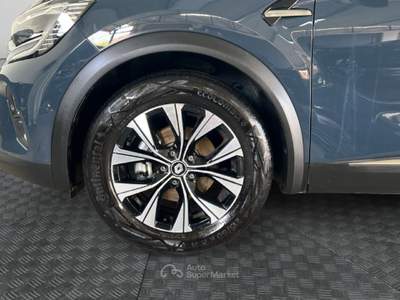 Renault Captur II 2019 1.6 E-Tech full hybrid Techno 145cv auto Blu/Azzurro usata Roma