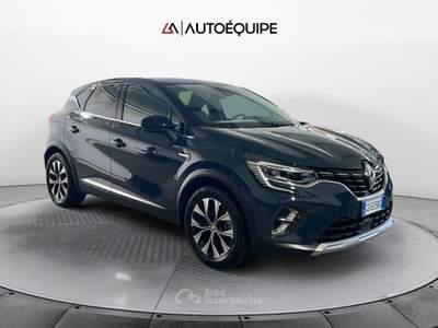 Renault Captur II 2019 1.6 E-Tech full hybrid Techno 145cv auto Blu/Azzurro usata Roma